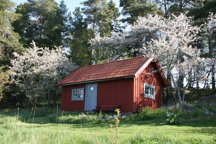 Lodge för 2 Personer, med Terass och Trädgård i Trosa