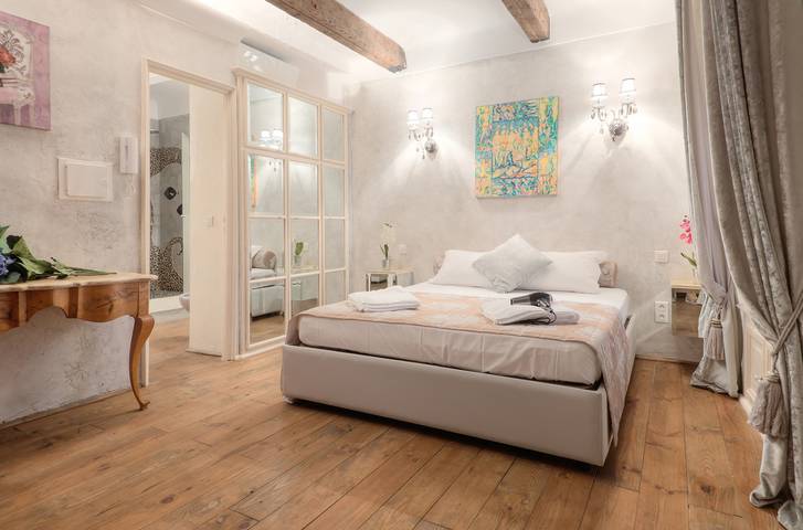Stevam suquet in Cannes, Mediterranean Coast (France)