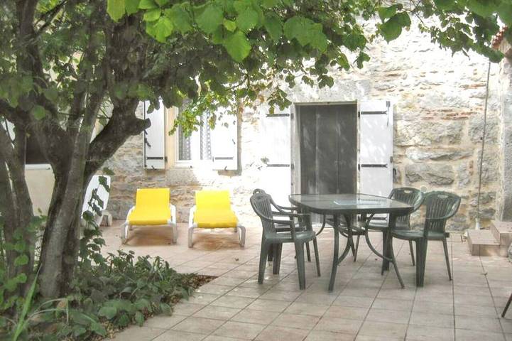 Ferienhaus für 5 Personen, mit Garten und Terrasse - 1