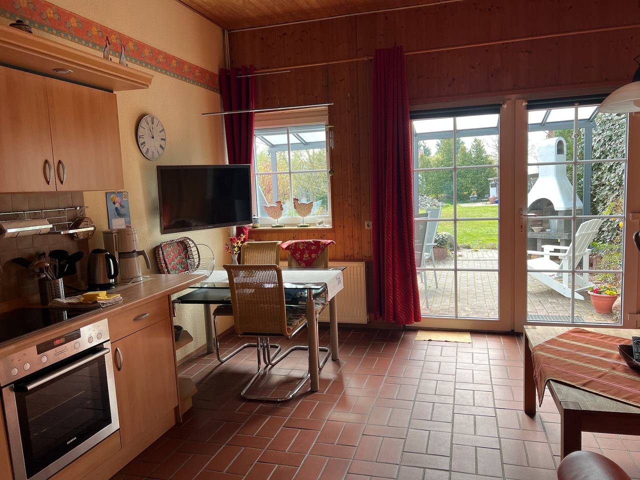Ganze Wohnung, Ferienwohnung "Angermünde - Henriettenhof" mit privater Terrasse, privatem Garten und Wlan in Angermünde, Unteres Odertal