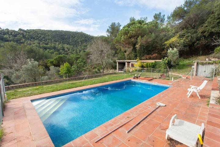 Casa de familia para 2 personas, con piscina y jardín en Provincia de Barcelona - 3