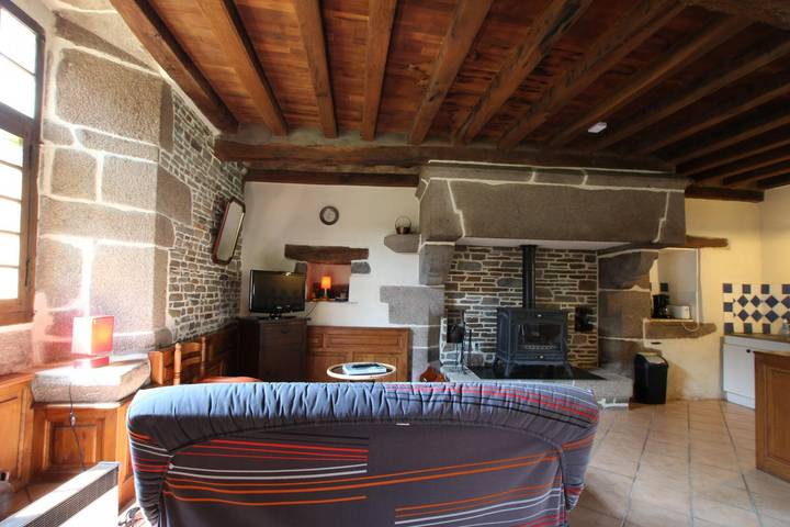 Gîte pour 4 personnes, avec jardin à Vessey - 4