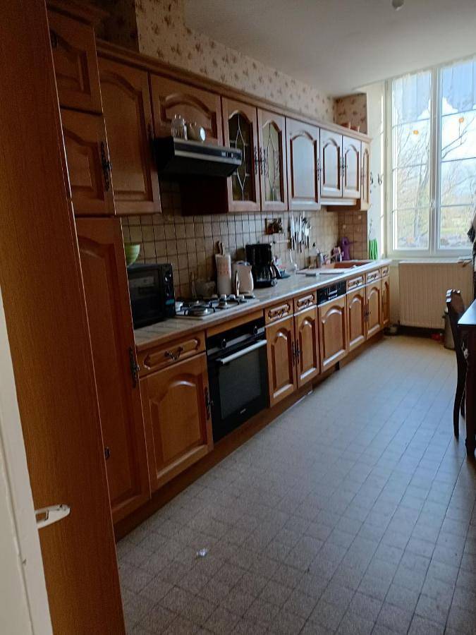 Four-Bedroom House in Sancergues, Région de Bourges
