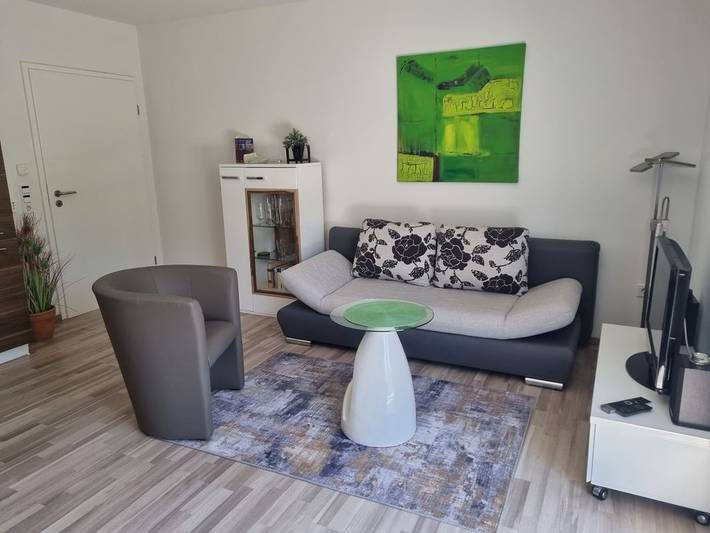 Ferienwohnung für 4 Personen, mit Terrasse und Ausblick sowie Garten in Rhodt unter Rietburg