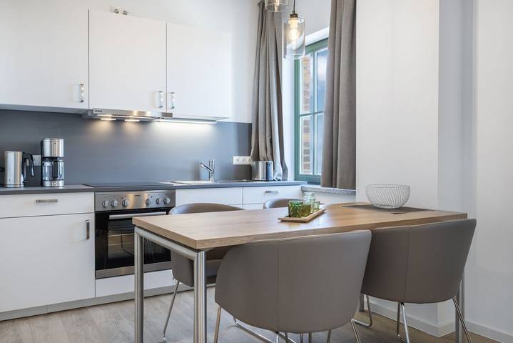 Ferienwohnung für 4 Personen, mit Sauna und Balkon in Wismar - 2
