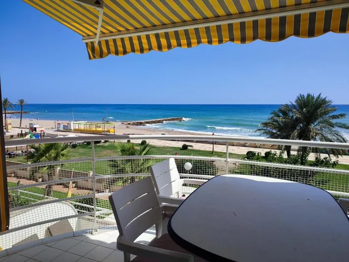 Apartamento de vacaciones para 5 personas, con piscina y jardín además de vistas y vistas al lago, Familias con niños - 1
