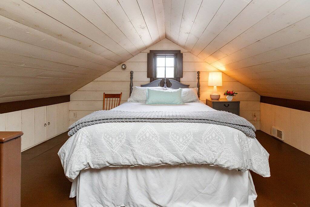 Ganze Wohnung, Historische, aber moderne Carriage House Loft-Wohnung in Lancaster County. in Lancaster County