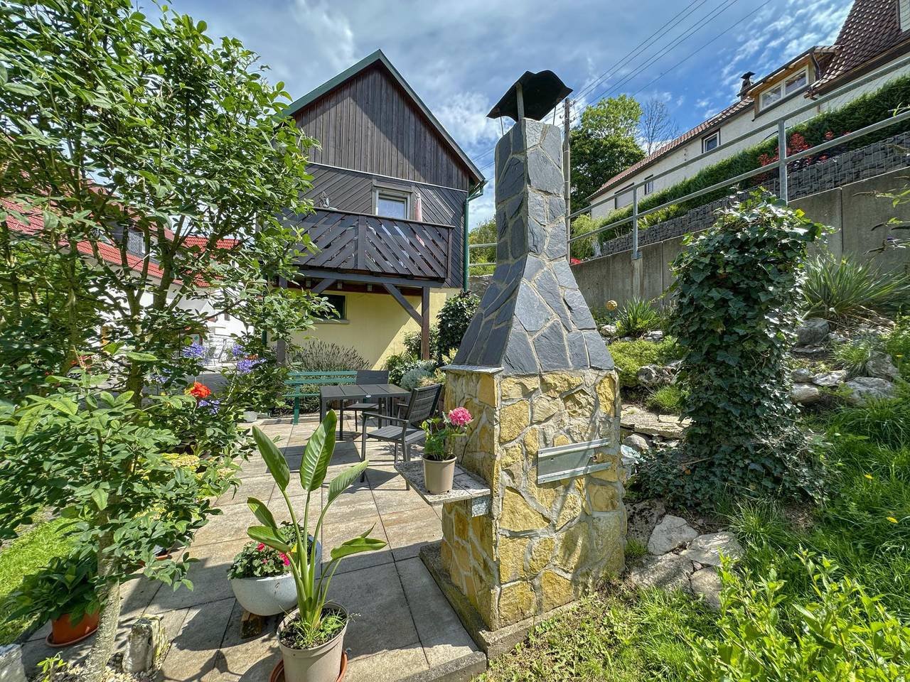 Ferienhaus mit Balkon & Garten im Thüringer Wald in Schleusegrund, Hildburghausen und Umgebung