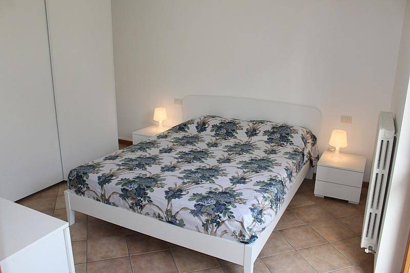 Ganze Wohnung, Appartamento Cristina a Sirolo con giardino in Sirolo, Riviera del Conero