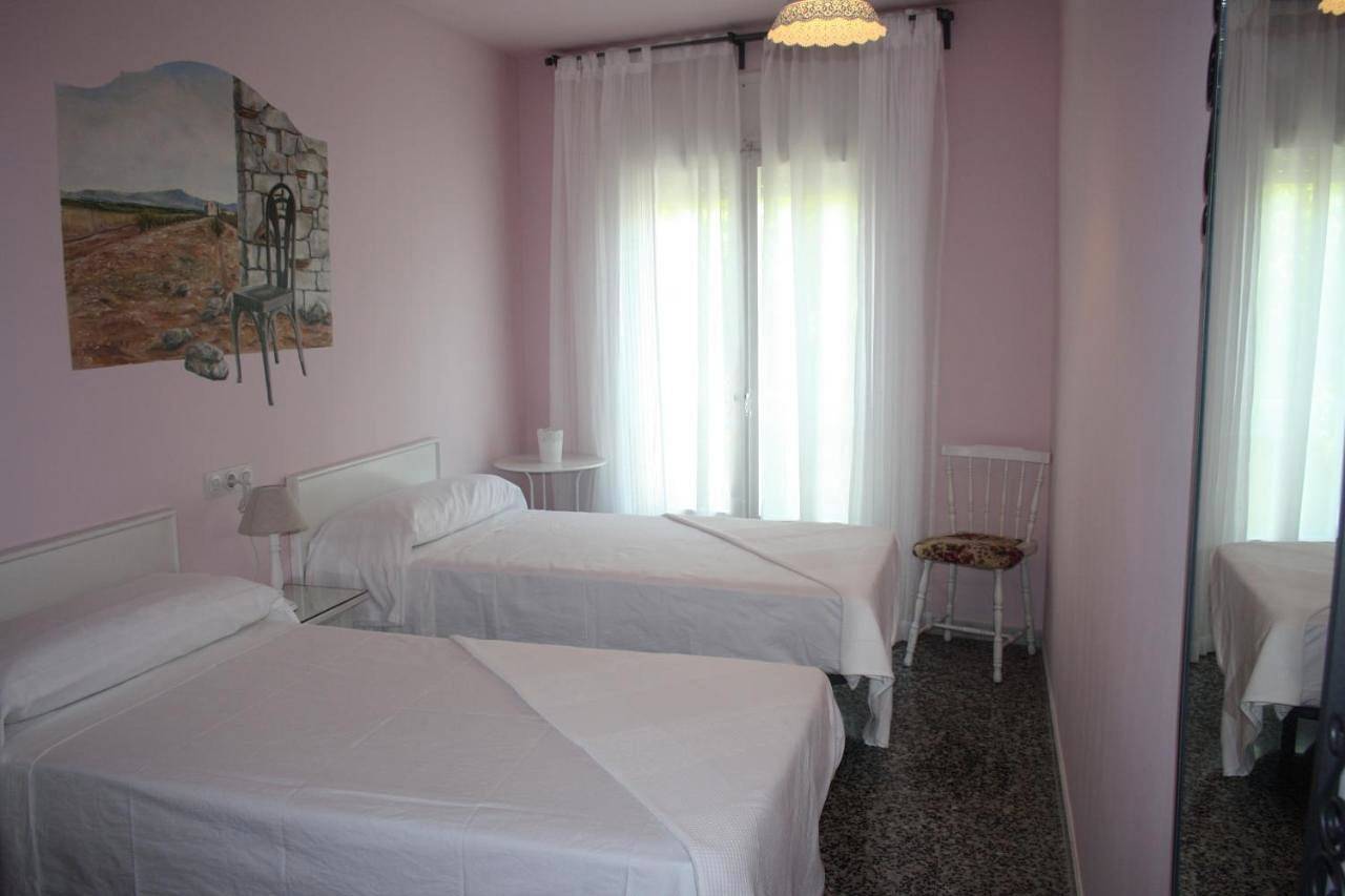 Standard Single Room in Figueras, Haut-Ampurdan