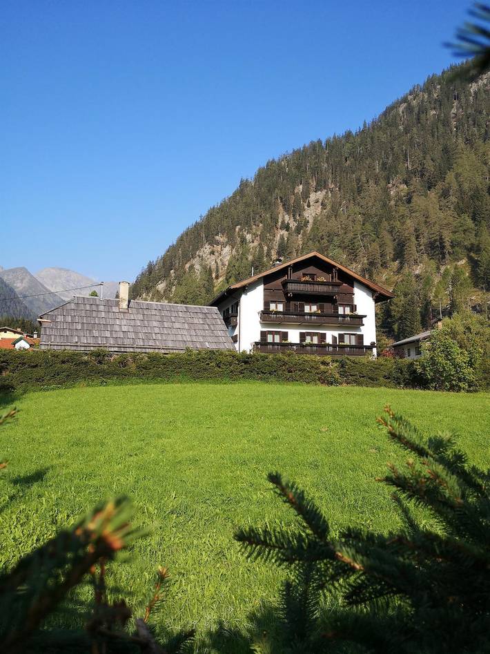 Ferienwohnung für 7 Personen, mit Balkon und Terrasse sowie Ausblick in Mallnitz