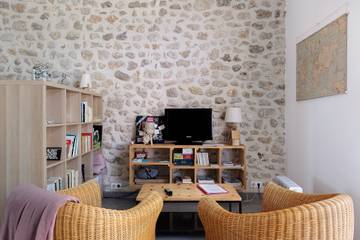 Location De Vacances pour 2 Personnes dans Avrillé-les-Ponceaux, Indre-et-Loire, Photo 1