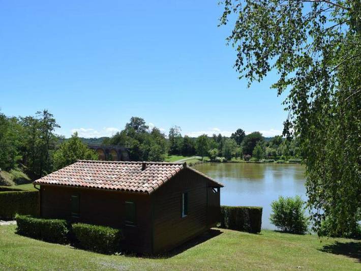 Location de vacances pour 6 personnes, avec terrasse et piscine à Boulogne-sur-Gesse - 2