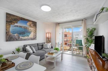 Gîte pour 6 personnes, avec balcon dans La Marina