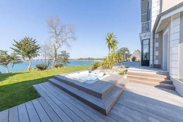 Villa pour 14 personnes, avec jardin ainsi que piscine et jacuzzi à Saint-Malo