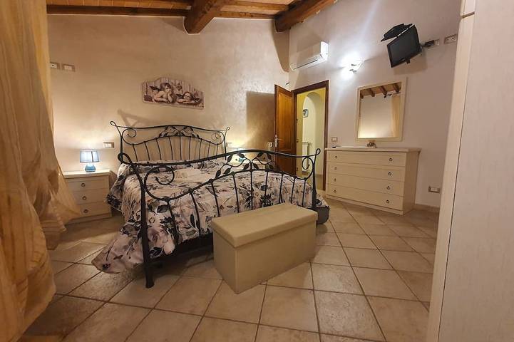Geheel appartement, Giovanna appartement op 100 meter van San Gimignano in San Gimignano, Provincie Siena