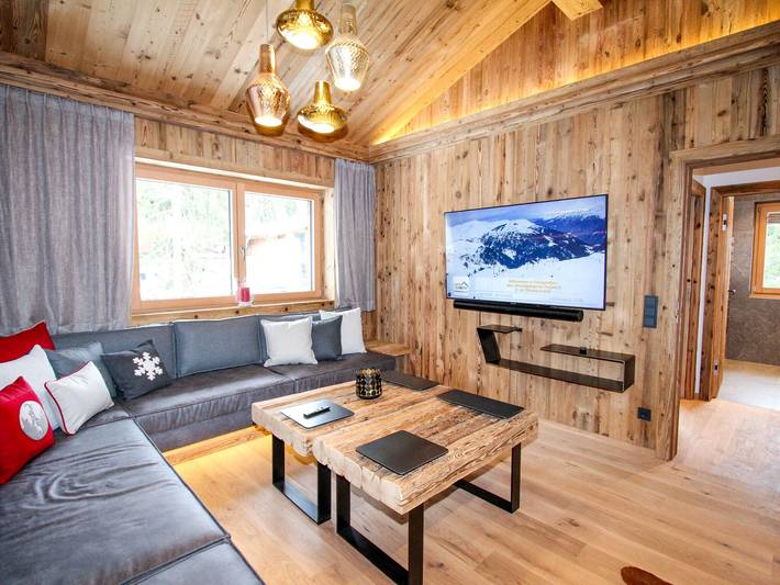Ferienhaus für 12 Personen, mit Whirlpool und Balkon sowie Balkon/Terrasse und Sauna in Wald im Pinzgau - 2