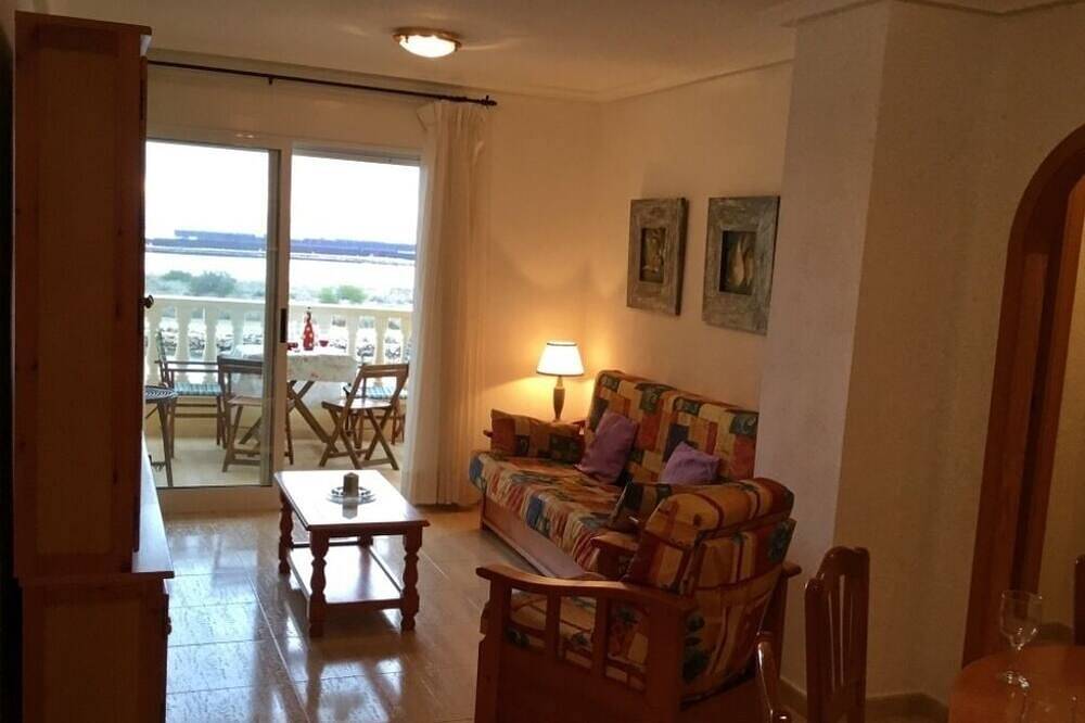 Entire apartment, Sea and Canal Views. Close to the beach in Tomas Maestre Marina (La Manga), Mar Menor