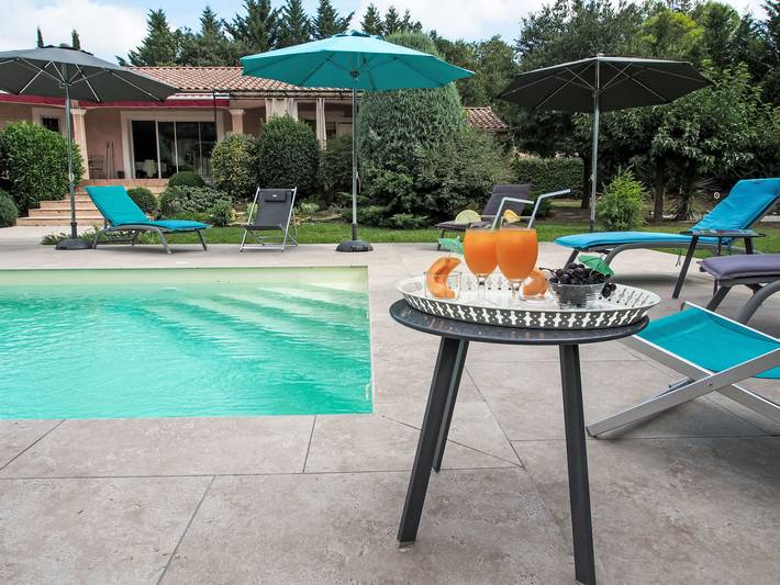 Maison de vacances pour 6 personnes, avec Balcon et Terrasse ainsi que Jardin et Piscine
