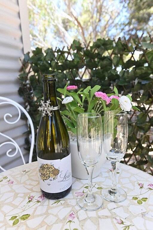 Magpies Nest - Private Guest House - Nature in Aldinga Beach, City of Onkaparinga