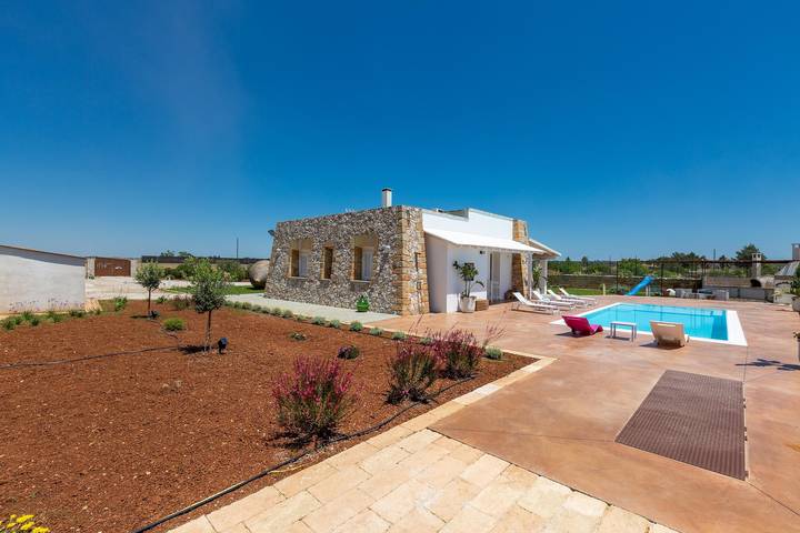 Trullo für 7 Personen, mit Pool, mit Haustier in Italien - 2