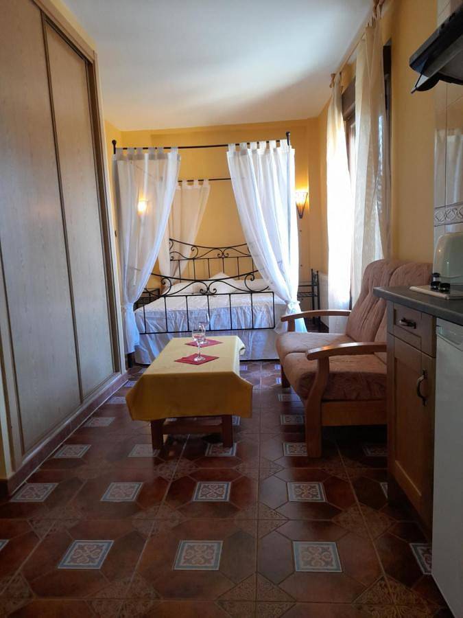 Casa rural para 3 personas, con piscina y vistas, Se admiten mascotas en La Alcarria - 3