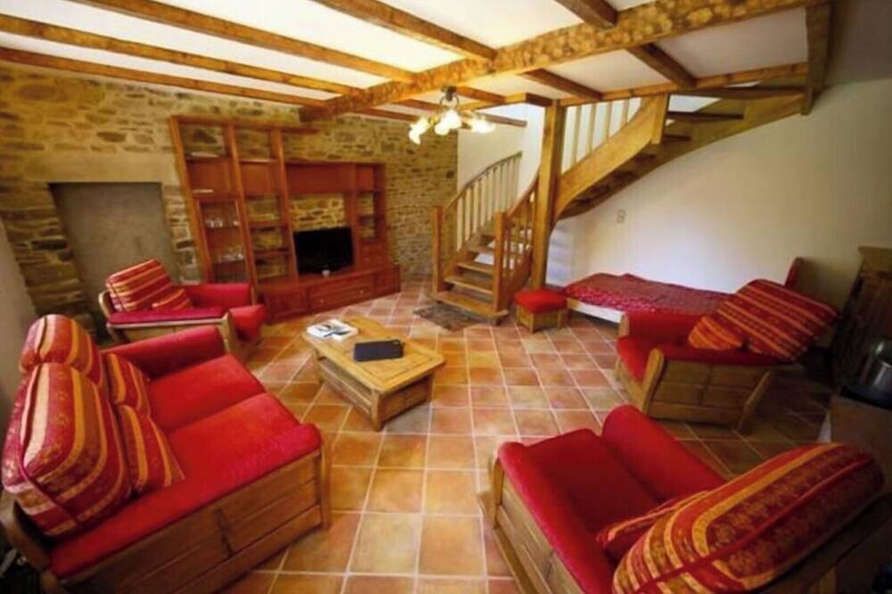 For a relaxing vacation in green surroundings in Pluvigner, Côte des Mégalithes