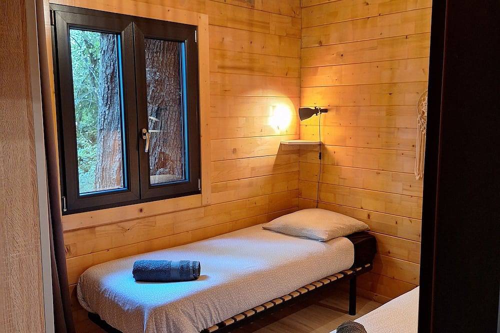 La Cabane Dans Un Cadre Idyllique Au Coeur De La Nature in Châteauneuf-sur-Isère, Région de Valence