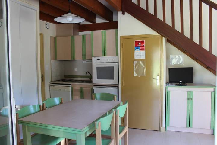 Gîte pour 4 personnes, avec jardin à Beaumont-du-Lac - 3