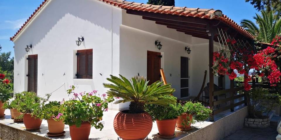 Location de vacances pour 4 personnes, avec jardin et vue, animaux acceptés dans Gialova - 3