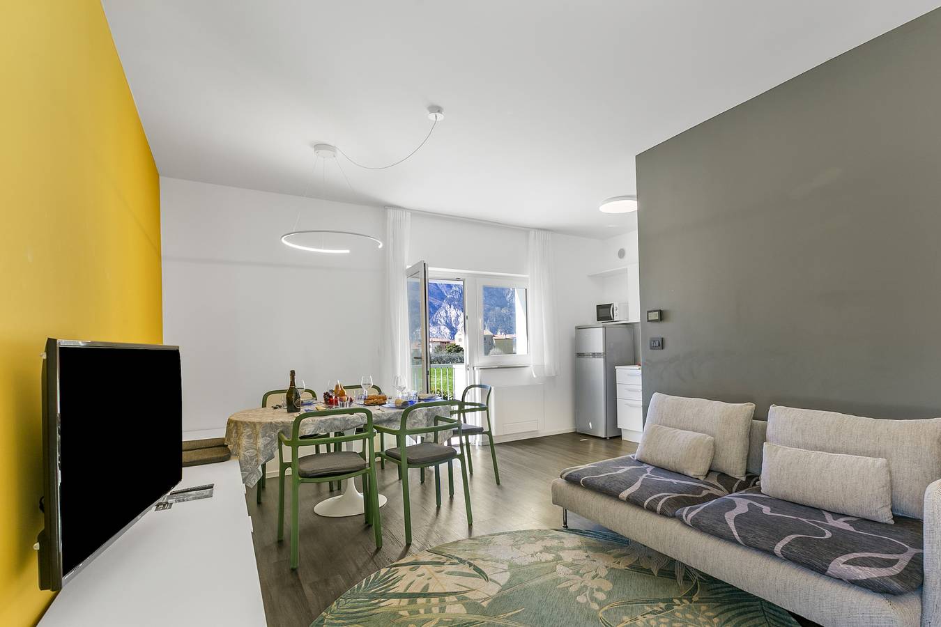 Entire apartment, Villa Al Fiume - Sogno Al Tramonto in Nago-Torbole, Garda Mountains