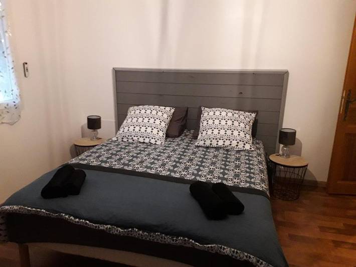 Maison d’hôte pour 2 personnes, avec vue et piscine ainsi que jardin et terrasse dans les Alpes-de-Haute-Provence - 2