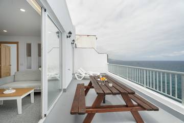 Vakantieappartement voor 8 Personen in Puerto de la Cruz, Noord Tenerife, Afbeelding 2