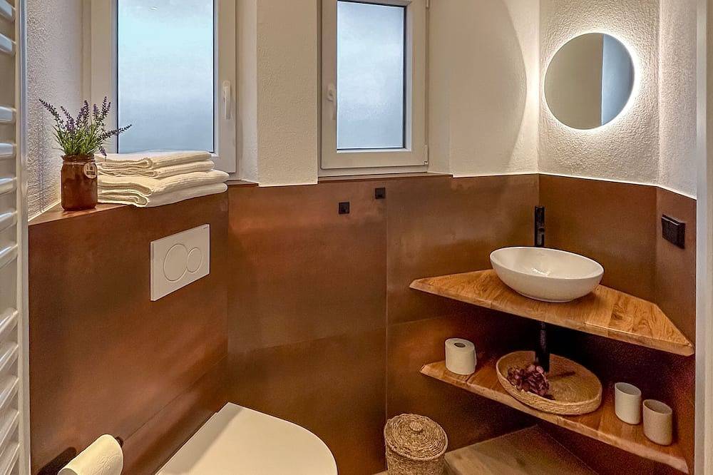 Ganze Wohnung, Charmantes Apartement in Neroth am Eifelsteig in Neroth, Vulkaneifel