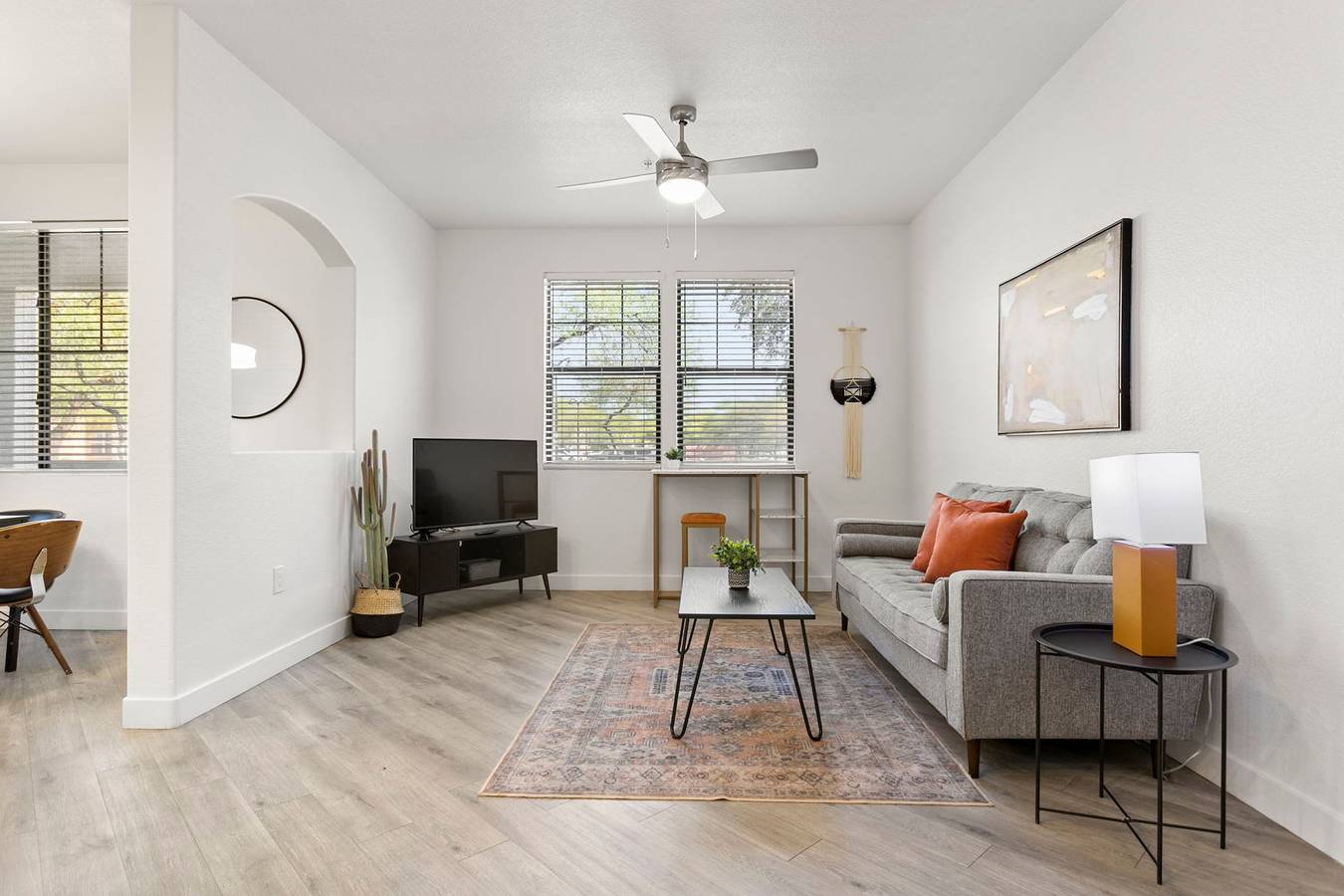 Ganze Wohnung, Cozysuites Glendale by the stadium w pool 17 in Glendale, Maricopa County