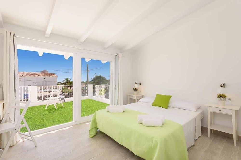 Villa Molly 16 by Villa Plus in Punta Prima, Sant Lluís