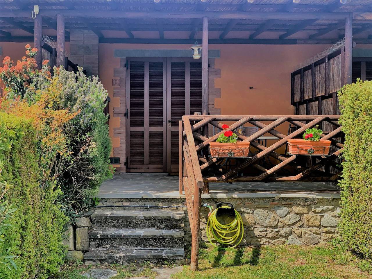 Appartement entier, Wohnung in Sanguineto mit privatem Parkplatz in Tuoro sul Trasimeno, Lac Trasimène