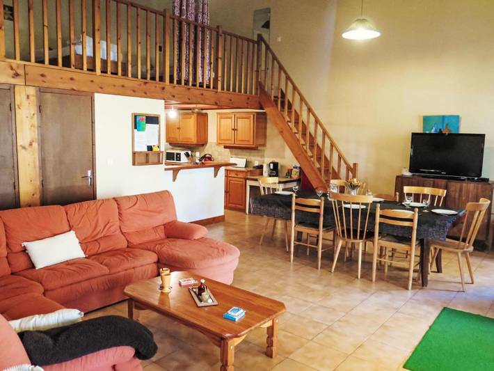 Location de vacances pour 10 personnes, avec terrasse et piscine à Gindou - 4