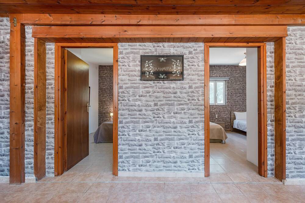Kretisches traditionelles Seehaus mit atemberaubendem Blick in Rethymno und Umgebung