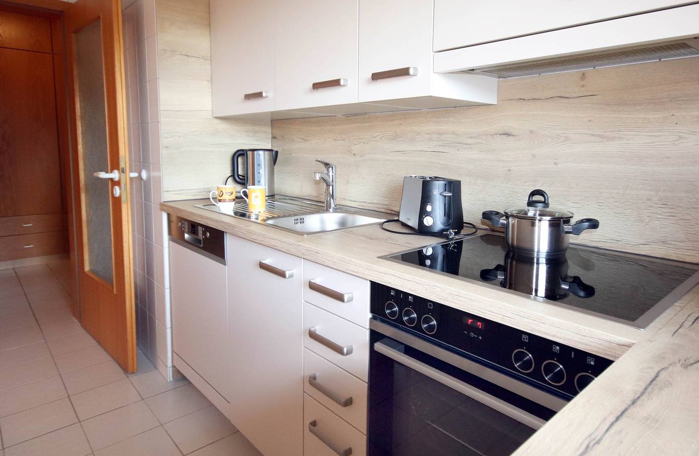 Ganze Wohnung, Ferienwohnung 'Wiesenblick' mit gemeinsamer Terrasse, Gemeinschaftsgarten und Wlan in Schramberg, Mittlerer Schwarzwald