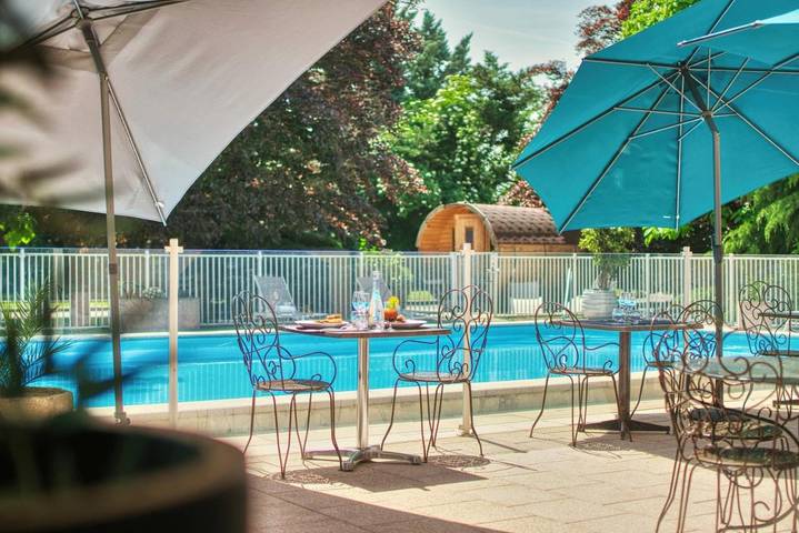 Hôtel pour 4 personnes, avec jardin et piscine à Sausheim