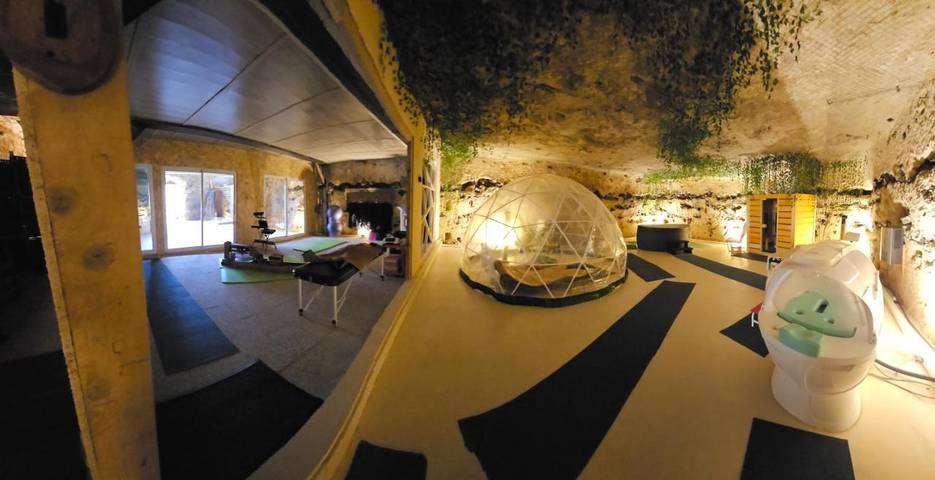 Location de vacances pour 2 personnes, avec terrasse ainsi que jacuzzi et sauna à Châteaudun - 2