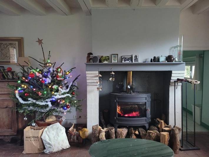 Location de vacances pour 5 personnes, avec terrasse ainsi que vue et jardin à Pranles - 4