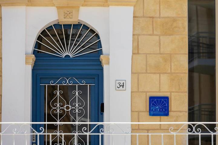 Maison d’hôte pour 3 personnes, avec jacuzzi et terrasse à San Giljan - 2