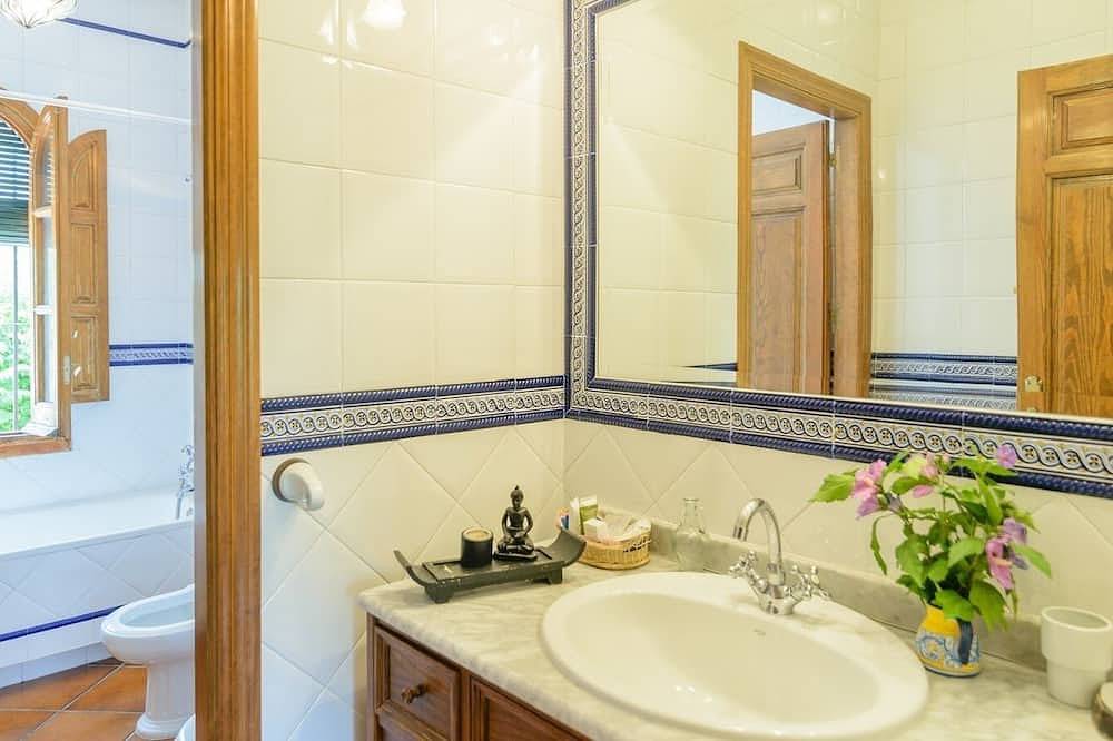 Cortijo La Mimbre Priego de Córdoba in Zagrilla, Priego de Córdoba