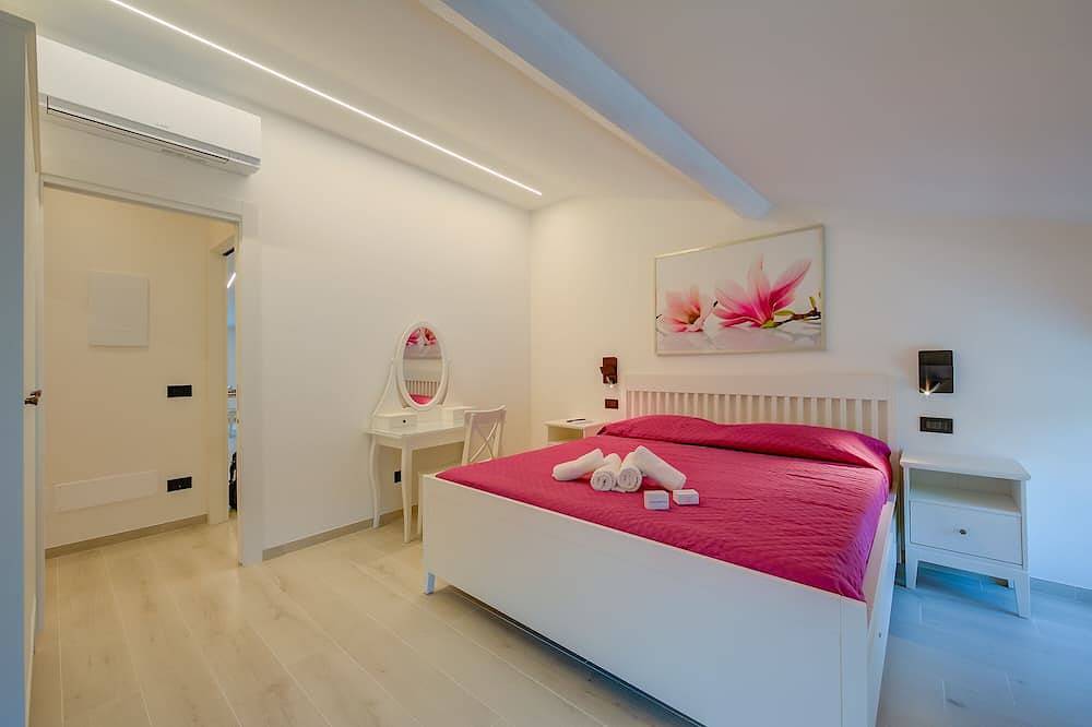 Appartement entier, Magnolia Apt - Palazzo Palermo 1817, Salionze, Italy in Valeggio sul Mincio, Province de Vérone