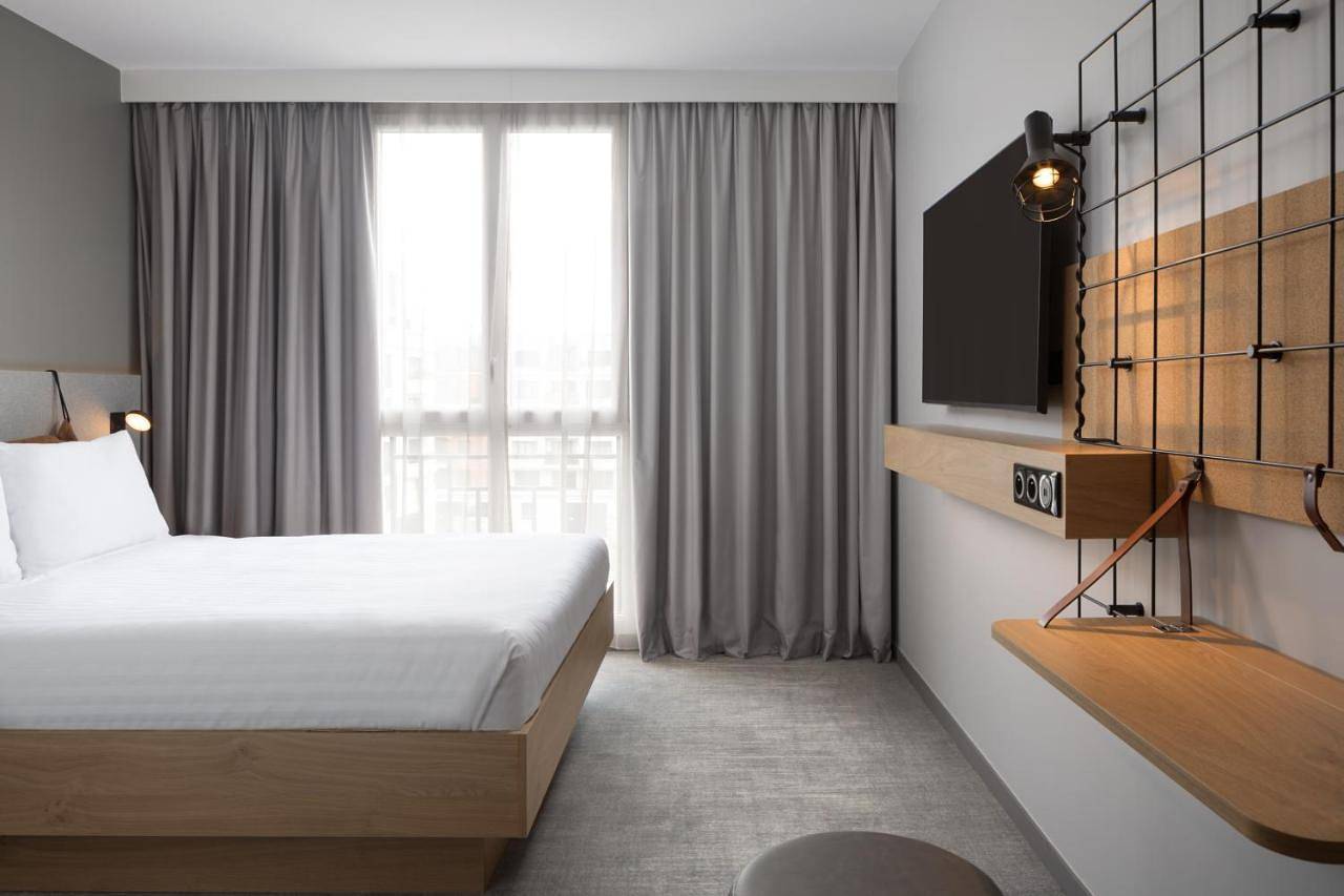 Moxy Sleeper Double Room with City View in Clamart, Hauts-de-Seine