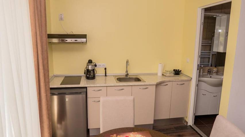 Gîte pour 4 personnes, avec jardin et terrasse dans Deva (Roumanie) - 2