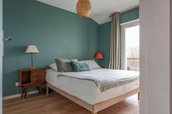 Maison familiale jardin terrasse proche lac Joué 8 p / 4 ch. in Joué-lès-Tours, Région de Tours