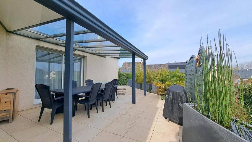 Location de vacances pour 8 personnes, avec Terrasse et Jardin à Joué-lès-Tours - 2